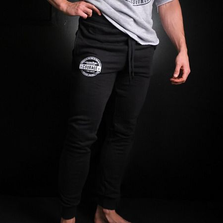 Slim-Fit Tepláky Warrior Čierne L čierne BLACK